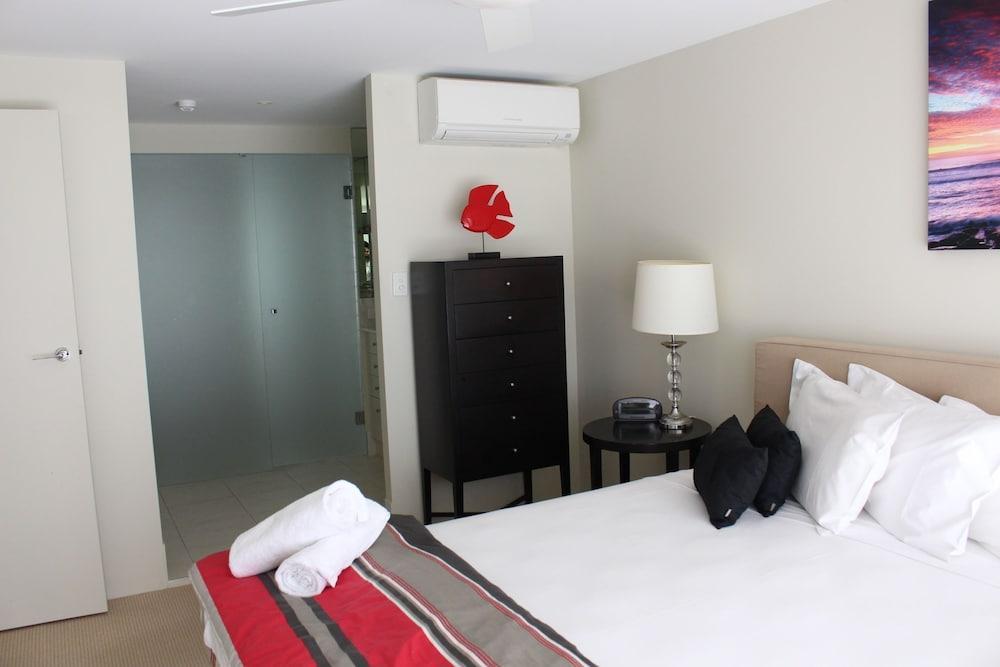 Wyuna Beachfront Holiday Apartments Gold Coast Kültér fotó