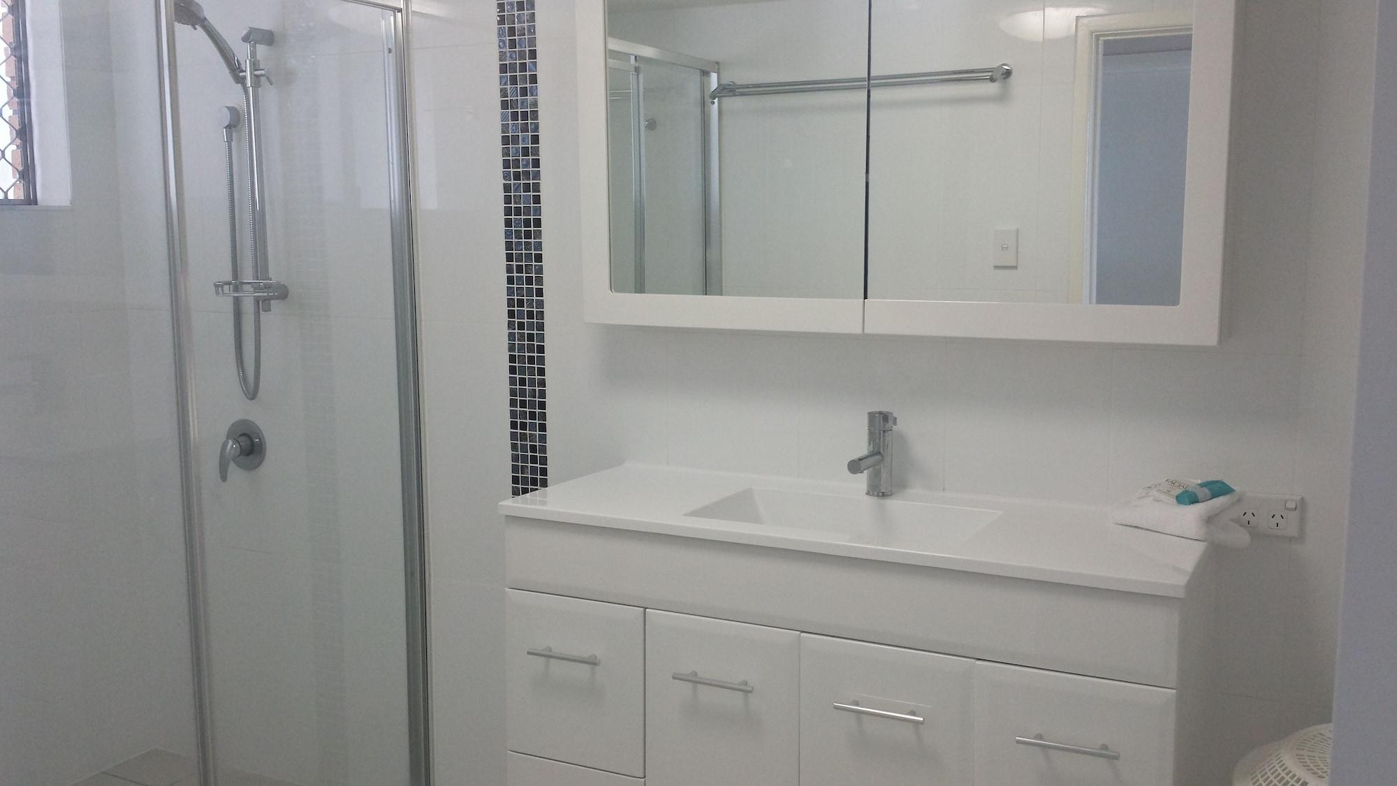 Wyuna Beachfront Holiday Apartments Gold Coast Kültér fotó