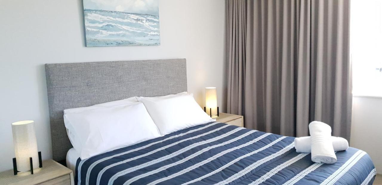 Wyuna Beachfront Holiday Apartments Gold Coast Kültér fotó