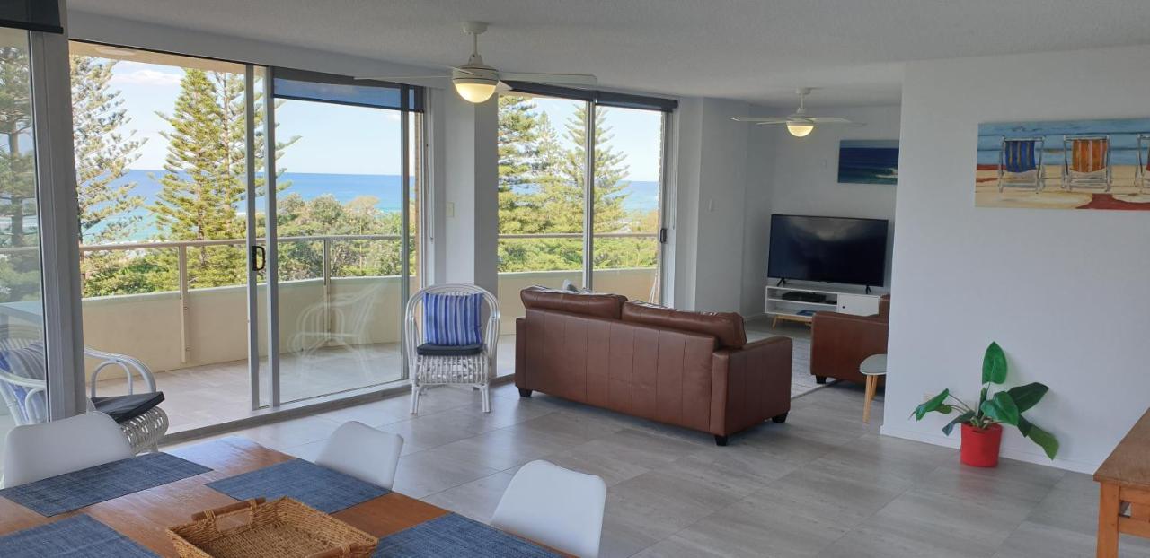Wyuna Beachfront Holiday Apartments Gold Coast Kültér fotó