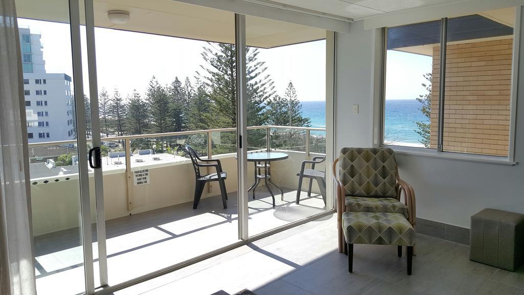 Wyuna Beachfront Holiday Apartments Gold Coast Szoba fotó
